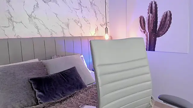 Karlla Brown online show from January 14, 1:06 pm