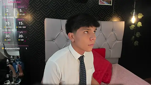 Thiago Kozak online show from November 15, 1:40 pm