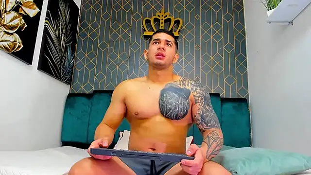 king falconer online show from September 27, 3:11 am