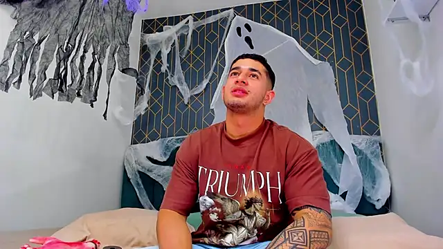 king falconer online show from October 11, 11:36 pm