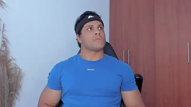 Evansdark1 online show from March 25, 10:16 pm