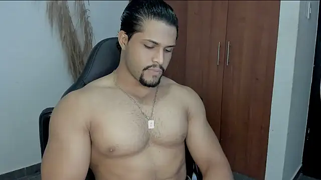 Snapshot of Evansdark1 chatting on July 10, 12:04 am Evansdark1 online show from July 10, 12:04 am