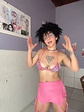 Snapshot of CamillyBlum chatting on October 20, 5:13 pm CamillyBlum online show from October 20, 5:13 pm