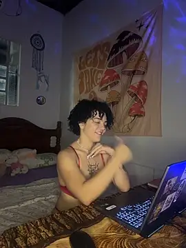 Snapshot of CamillyBlum chatting on December 3, 2:52 am CamillyBlum online show from December 3, 2:52 am