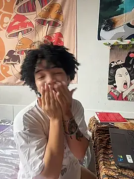 Snapshot of CamillyBlum chatting on December 3, 4:16 pm CamillyBlum online show from December 3, 4:16 pm