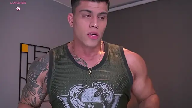 tyler muscle1 online show from January 9, 2:58 am