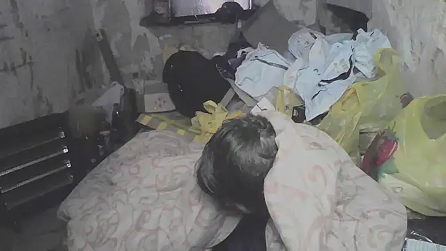 makarov1993 online show from May 3, 5:02 am