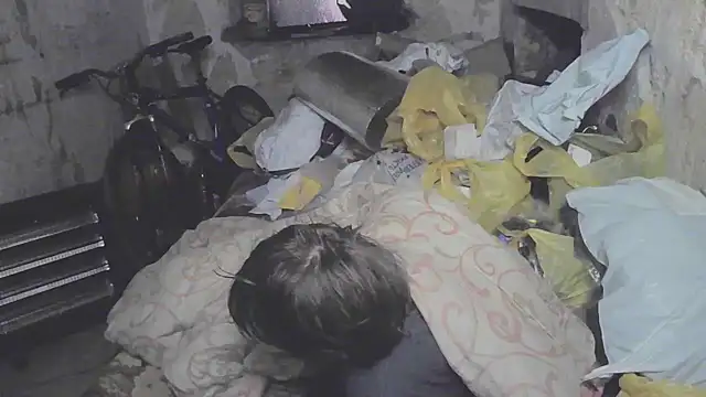 makarov1993 online show from May 6, 12:41 am