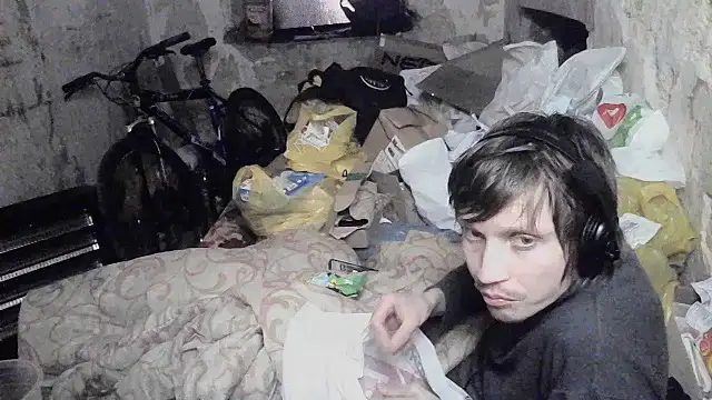 makarov1993 online show from May 12, 12:35 pm