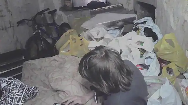 makarov1993 online show from May 16, 3:36 am