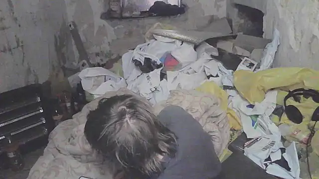 makarov1993 online show from May 21, 8:32 am