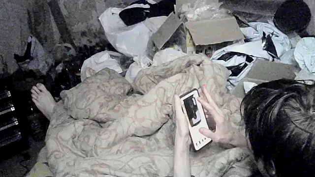 Snapshot of makarov1993 chatting on June 7, 11:41 pm makarov1993 online show from June 7, 11:41 pm