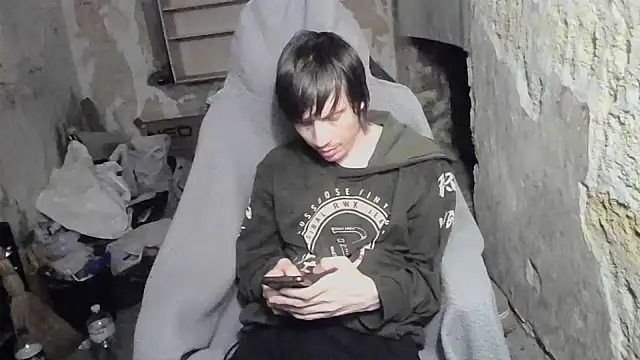 Snapshot of makarov1993 chatting on July 24, 6:06 pm makarov1993 online show from July 24, 6:06 pm