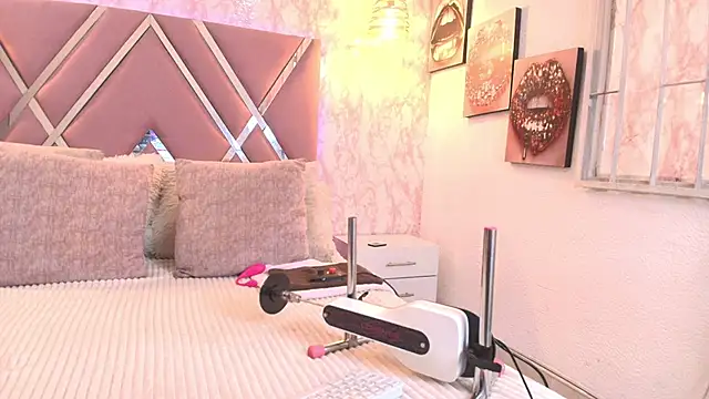 Aliice1  online show from September 23, 6:11 pm