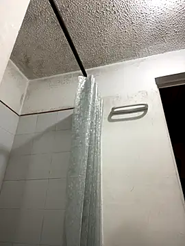 Michaell Spinelly online show from November 24, 8:08 pm