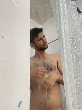 Michaell Spinelly online show from December 4, 7:55 pm