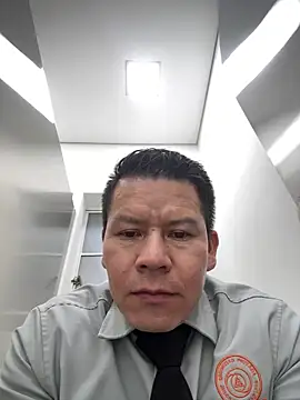 Manu0586 online show from January 15, 5:45 am