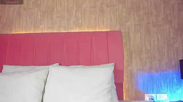 Snapshot of Kendra_kobein chatting on November 14, 7:45 pm Kendra kobein online show from November 14, 7:45 pm