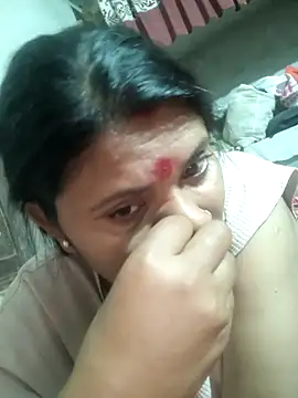 couple 71 online show from April 6, 5:03 pm