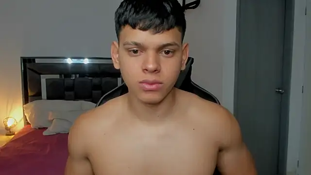 Snapshot of jett_carte chatting on November 6, 1:45 pm jett carte online show from November 6, 1:45 pm