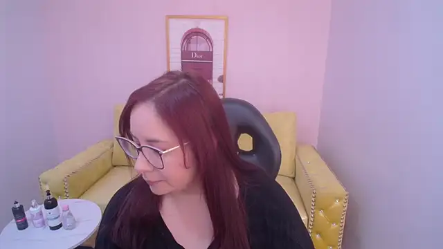 bellatrix ch online show from December 17, 4:24 pm