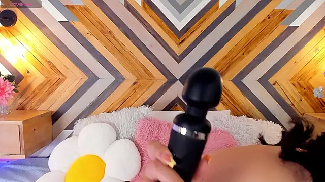 ZairaVanCleef online show from January 16, 8:24 pm