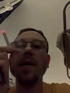 Snapshot of geza1991 chatting on October 26, 8:59 pm geza1991 online show from October 26, 8:59 pm