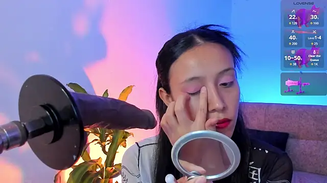 alicemoon   online show from February 5, 10:25 pm