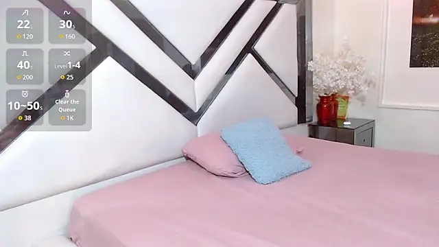 samara selene online show from March 28, 7:02 pm