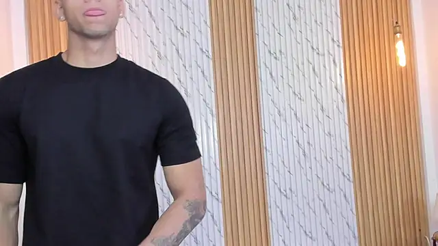 thomas walker0 online show from November 15, 12:02 pm