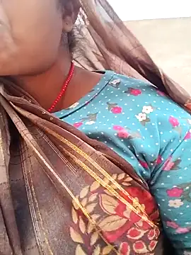 Snapshot of Cut_itri chatting on September 19, 1:29 am Cut itri online show from September 19, 1:29 am