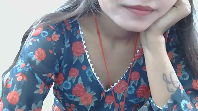 Aarti misty71 online show from September 28, 4:51 am