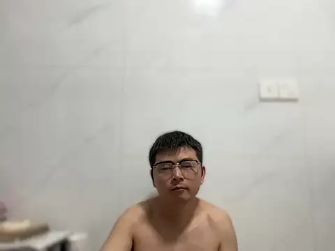 Snapshot of hardysuning chatting on November 3, 11:00 am hardysuning online show from November 3, 11:00 am