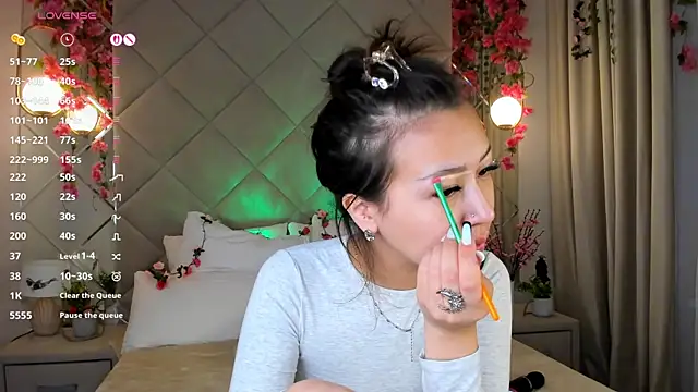 Snapshot of Nelly_Kimm chatting on November 26, 1:39 am Nelly Kimm online show from November 26, 1:39 am