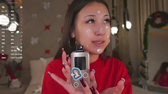 Snapshot of Nelly_Kimm chatting on December 18, 12:49 am Nelly Kimm online show from December 18, 12:49 am