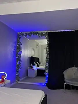 SelenaDaze online show from March 21, 8:19 am