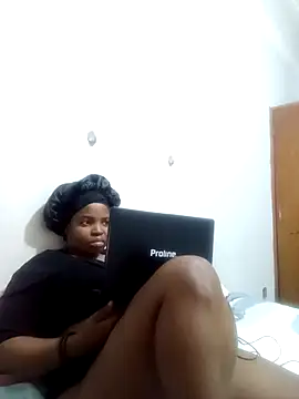 ShySexyBaddiexx online show from October 23, 7:23 pm