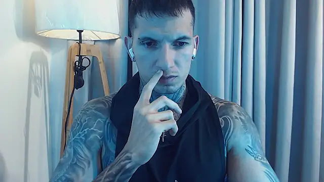 Snapshot of Shane_Clay chatting on September 17, 8:43 pm Shane Clay online show from September 17, 8:43 pm