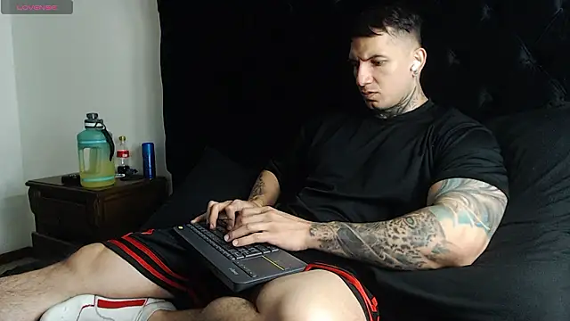 Shane Clay online show from February 24, 2:48 pm