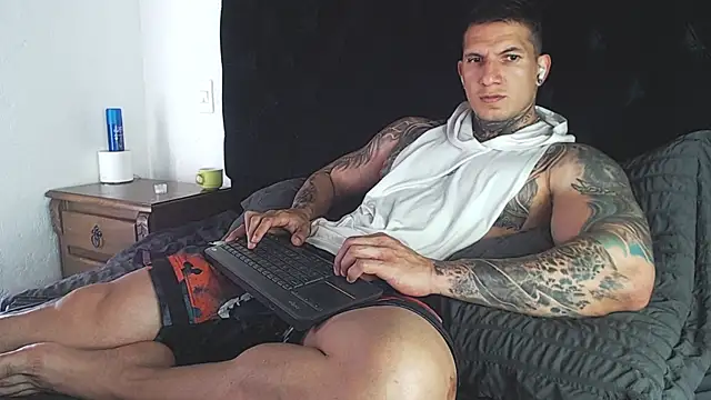 Shane Clay online show from April 9, 6:35 pm