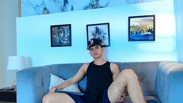 TWINKS FRIENDS online show from April 10, 1:27 pm