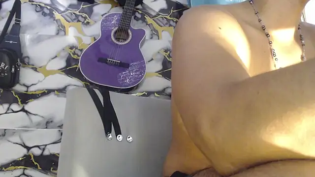 Hiroshi Shen online show from May 28, 12:46 pm