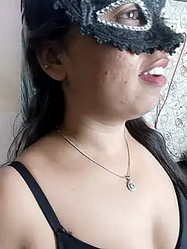 Iampriyaaa15 online show from November 14, 11:53 am