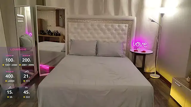 Alice on fire online show from October 25, 1:24 am