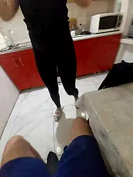 Hot Men43 online show from March 6, 5:42 pm