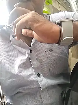 Dickdelhi online show from October 6, 6:00 am