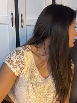 chicachocolate01 online show from September 26, 11:42 pm