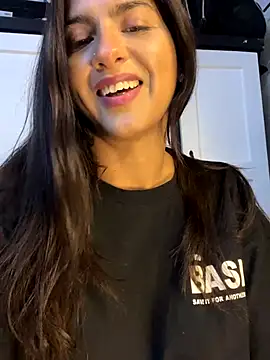 chicachocolate01 online show from October 24, 3:25 am