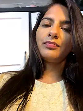 chicachocolate01 online show from November 7, 6:46 am