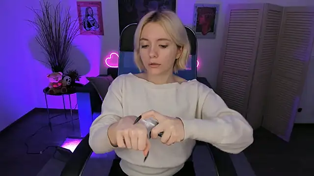 AuroraWrenfield online show from November 26, 4:24 am